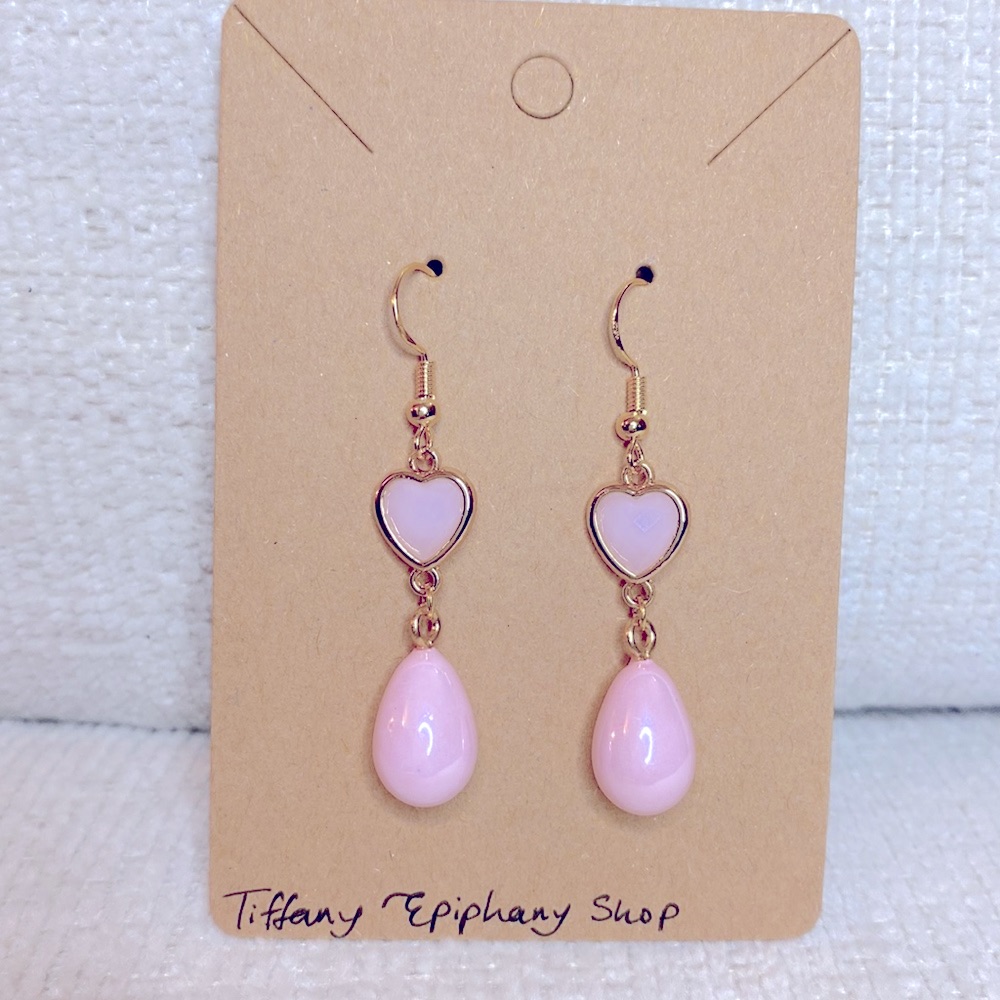 Pink Heart Pearlescent Tear Drop Dangle Earrings Nwt